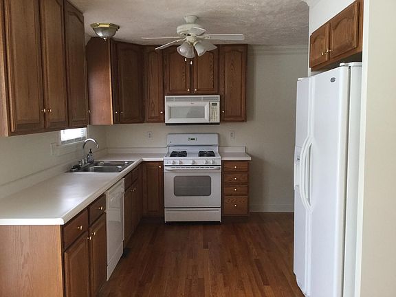 5th image of 12 Shiloh Ln
