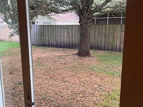 2nd image of 305 Citrus Landing Dr