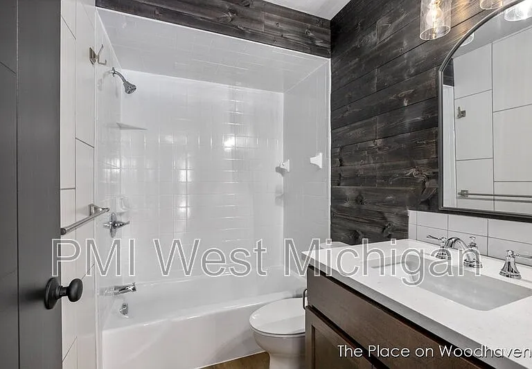 8426 Woodhaven Dr SW #4 — Photo 13