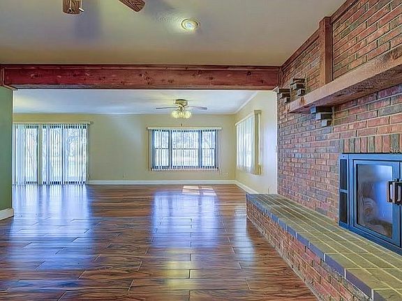 2nd image of 18432 Long Lake Dr