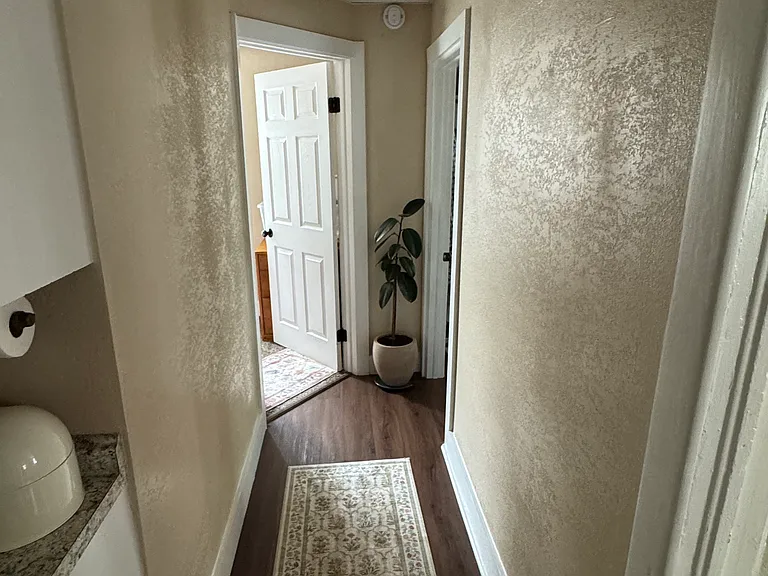 308 Charlotte St — Photo 12