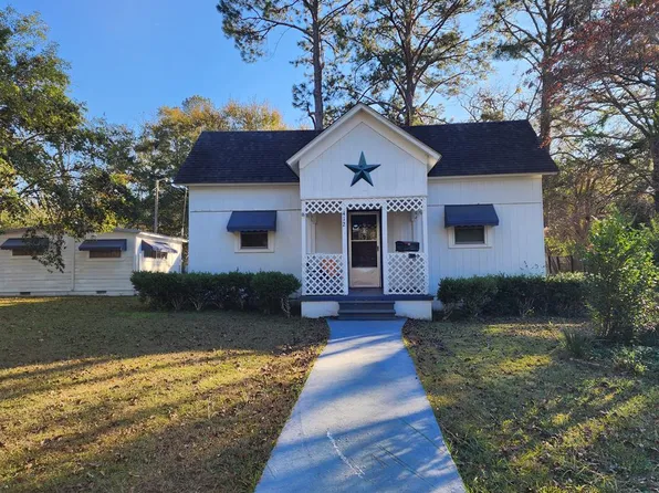 412 W Lemon St, Fitzgerald, GA 31750