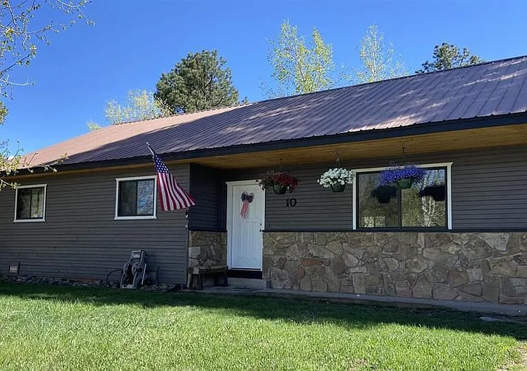 10 Oak Ct — Photo 3