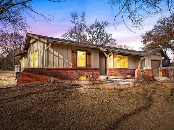 1359 N Woodlawn Blvd, Derby, KS 67037