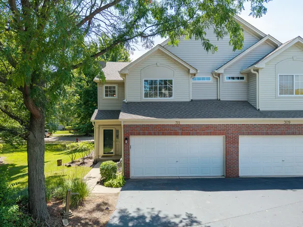 311 Abington Woods Dr, Aurora, IL 60502