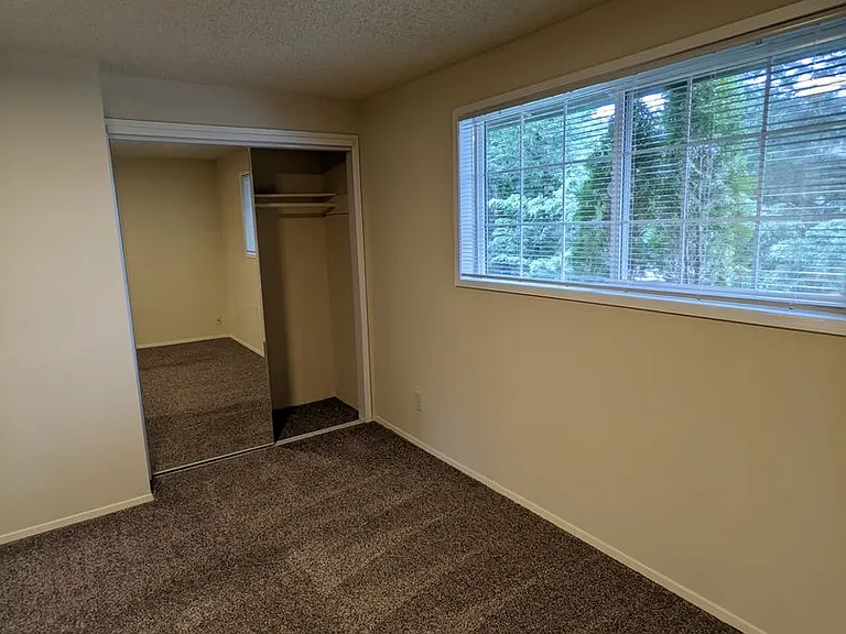 7833-7875 SE Johnson Creek Blvd — Photo 50
