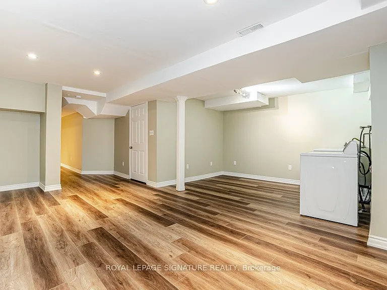 5135 Falconcrest Dr — Photo 36