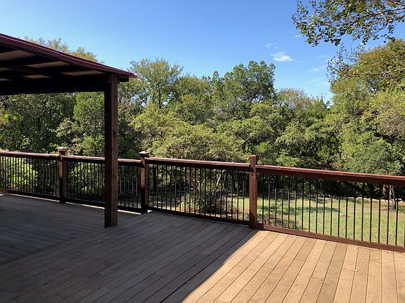 4th image of 10604 Leafwood Ln