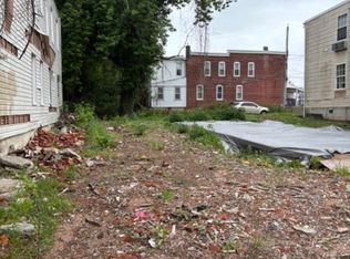 239 W 9th St, Chester, PA 19013