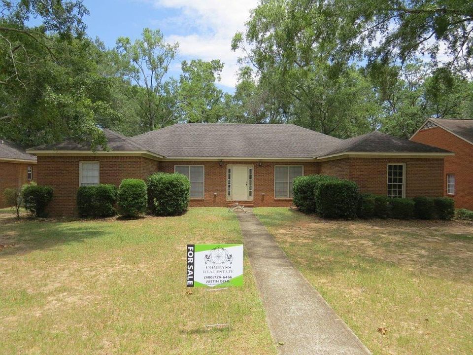 1st image of 1915 Elkhorn Ln