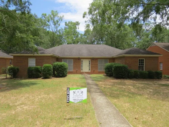 1915 Elkhorn Ln, Albany, GA 31707