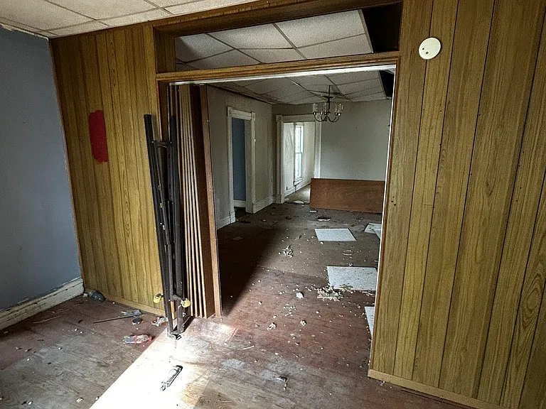 106 Locust St — Photo 31