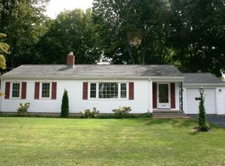 41 Ridgeview Ave, Trumbull, CT 06611