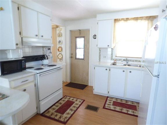 2nd image of 231 Palm Air Dr