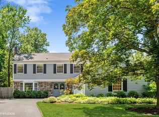 1345 W Deerpath, Lake Forest, IL 60045