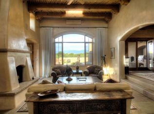 23 Hawthorne Cir, Santa Fe, NM 87506