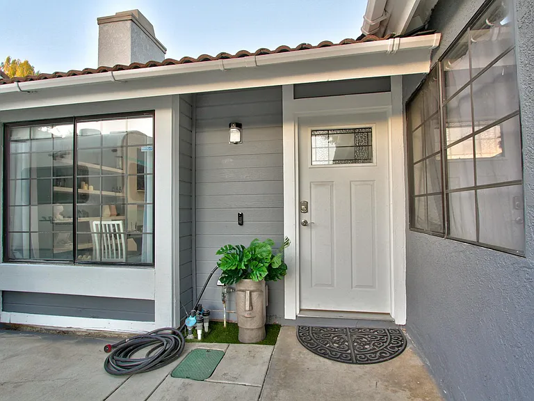 27086 Winchester Creek Ave — Photo 33