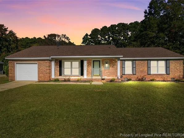 3212 Granville Dr, Fayetteville, NC 28303