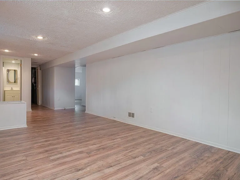 859 Lake Shore Dr — Photo 26