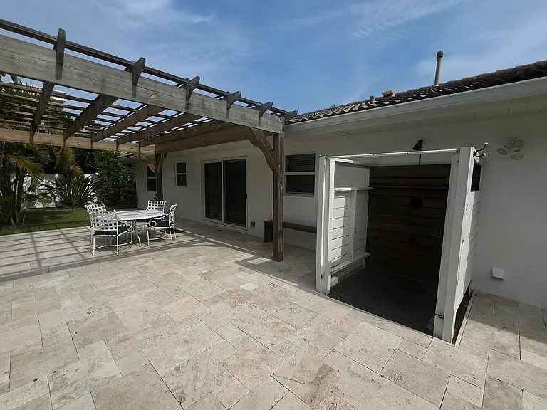 1260 Manor Dr — Photo 34