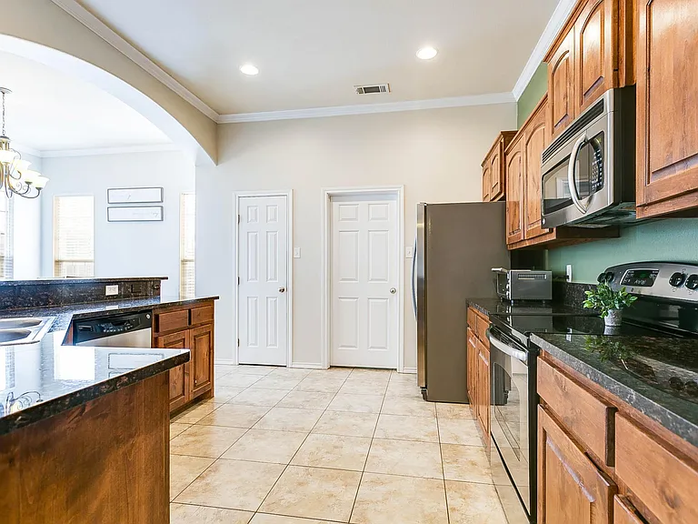 234 Norwood Dr — Photo 7