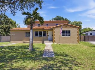 Rev Pl Of Golf Course Add, Miami Springs, FL 33166
