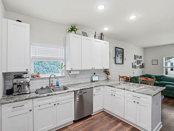 4th image of 103 Penny Ln