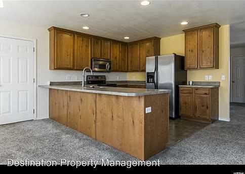 2nd image of 13831 S Alexis Cir