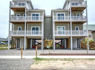 201-201F N Shore Dr, Surf City, NC 28445