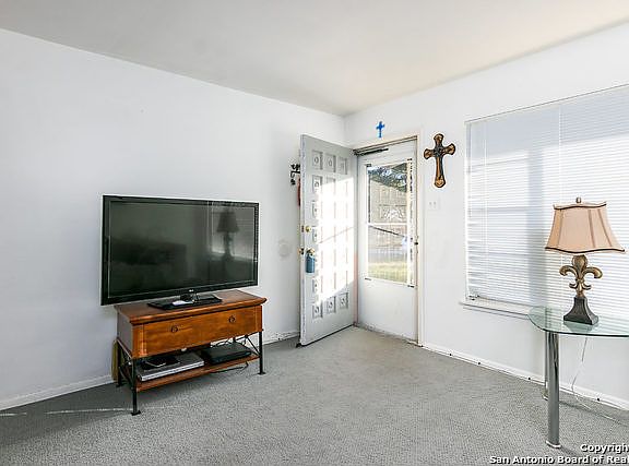 4th image of 4535 Cambray Dr