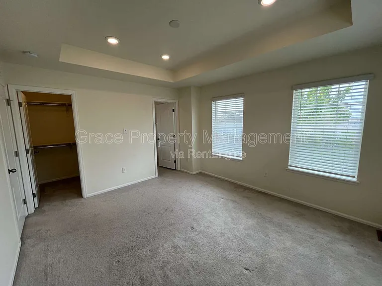 17626 Olive St — Photo 9