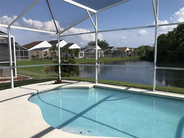 2673 Chatham Cir — Photo 31