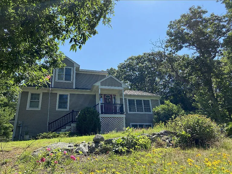 Dillon Ln — Photo 2