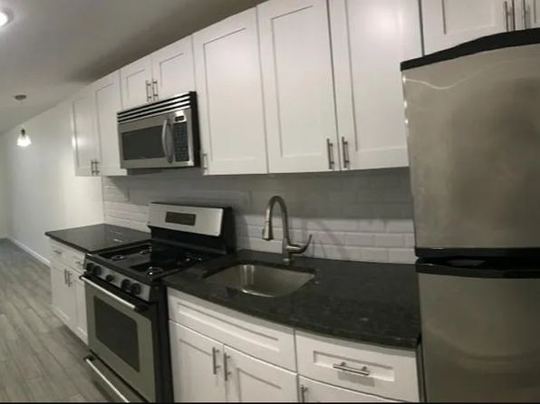 26 President St APT 1