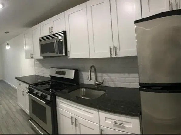 26 President St APT 1, East Newark, NJ 07029