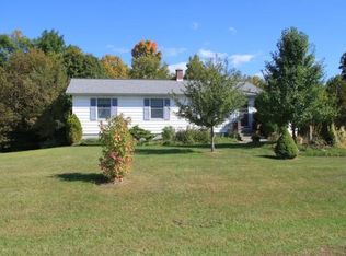 609 Lake Dr, North Bennington, VT 05257