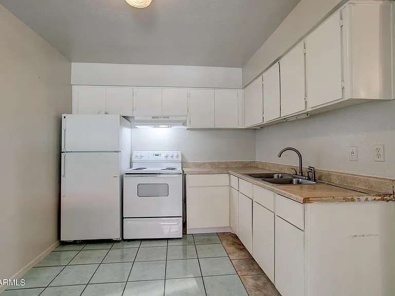 7850 E Glenrosa Ave #1 — Photo 14