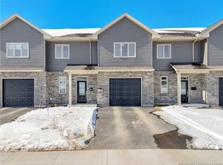 483 Neill St, Fredericton, NB E3A2Z6