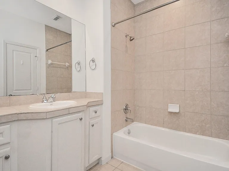 5815 Lacy St — Photo 16