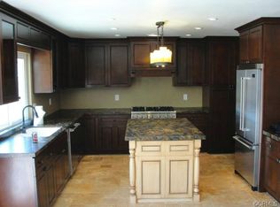 8032 Driftways, Huntington Beach, CA 92646