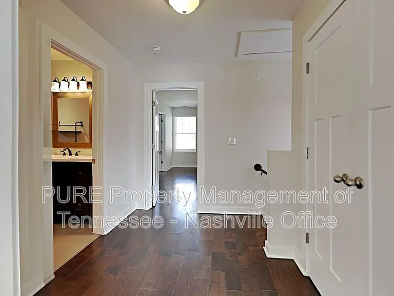 303 Gatewood Ave — Photo 10