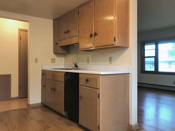 Kitchen with Dishwasher