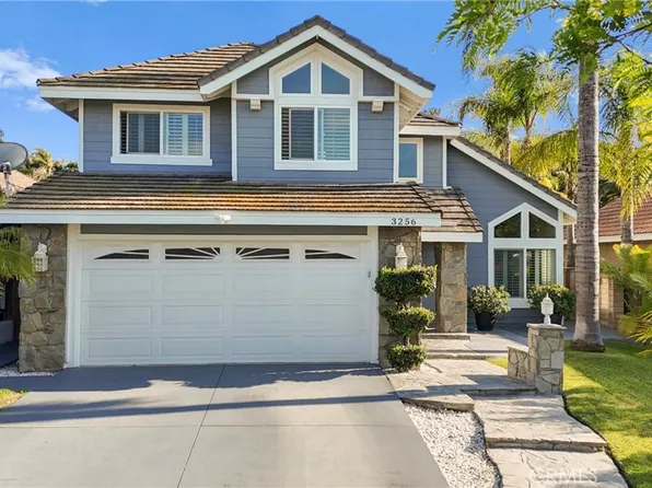 3256 Sterling Dr, Corona, CA 92882