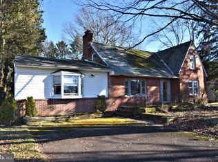 523 N Main St, Chalfont, PA 18914