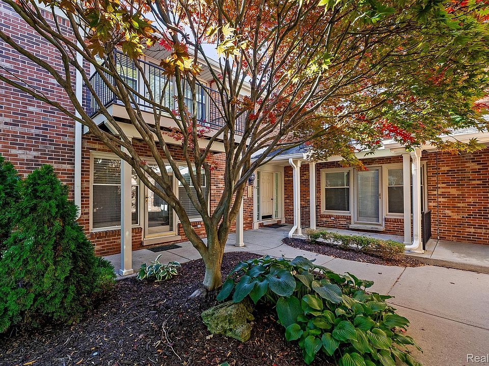 885 N Old Woodward Ave Apt 9, photo 20