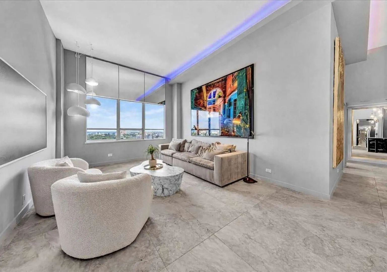 Monthly 2BR Penthouse City + Ocean Views, SoBe — Photo 1