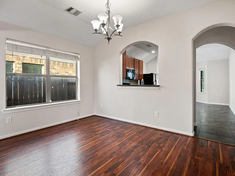 3031 E Lockeridge Village Dr — Photo 8