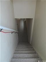 stairs to bonus room