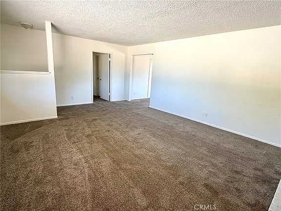 3rd image of 20565 Winona Rd