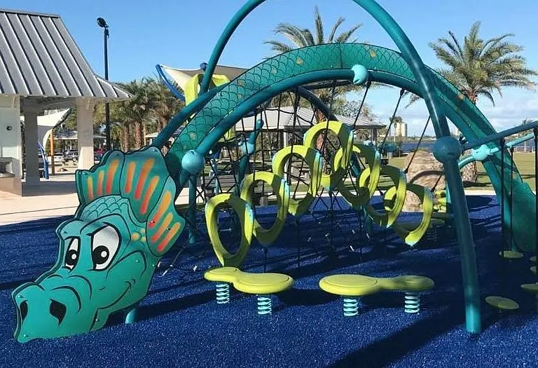 Riverfront Park directly south of community-also has picnic areas, boardwalks, fishing, boat launches